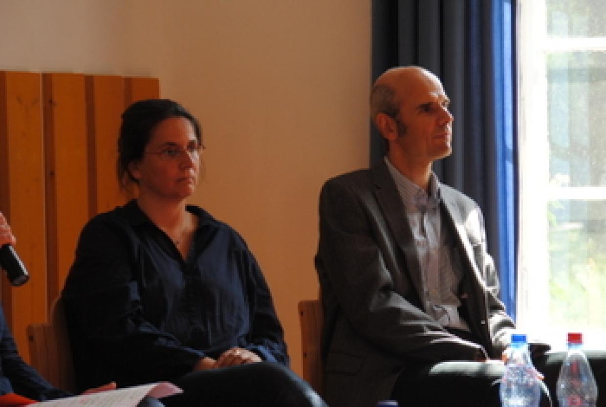 Katrin Krumrey und Thomas Gill berichteten über die Diskussionen anlässlich des Umzugs von Berlin nach Werftpfuhl.