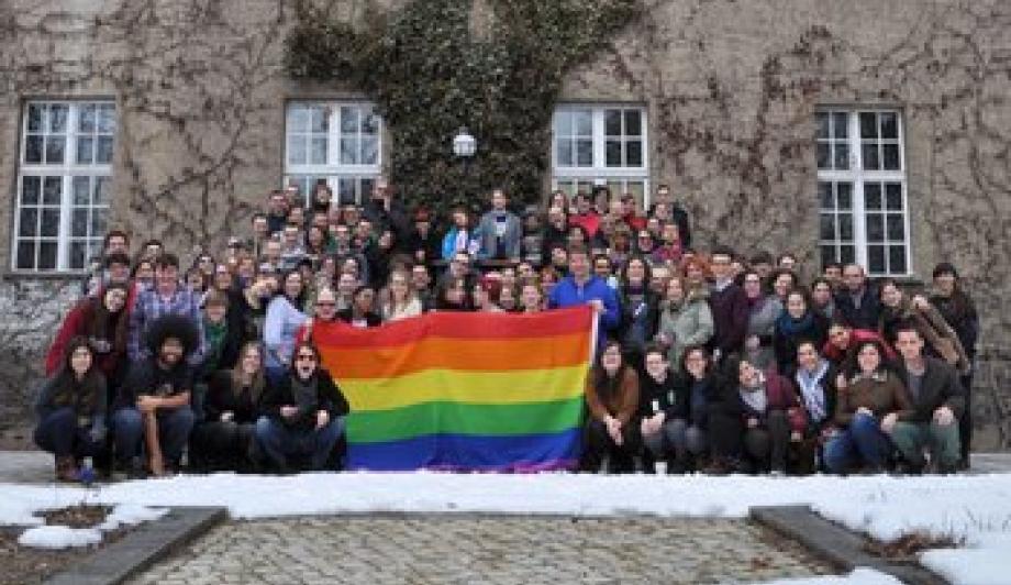 Bunt im Schnee - Queer Easter 2013