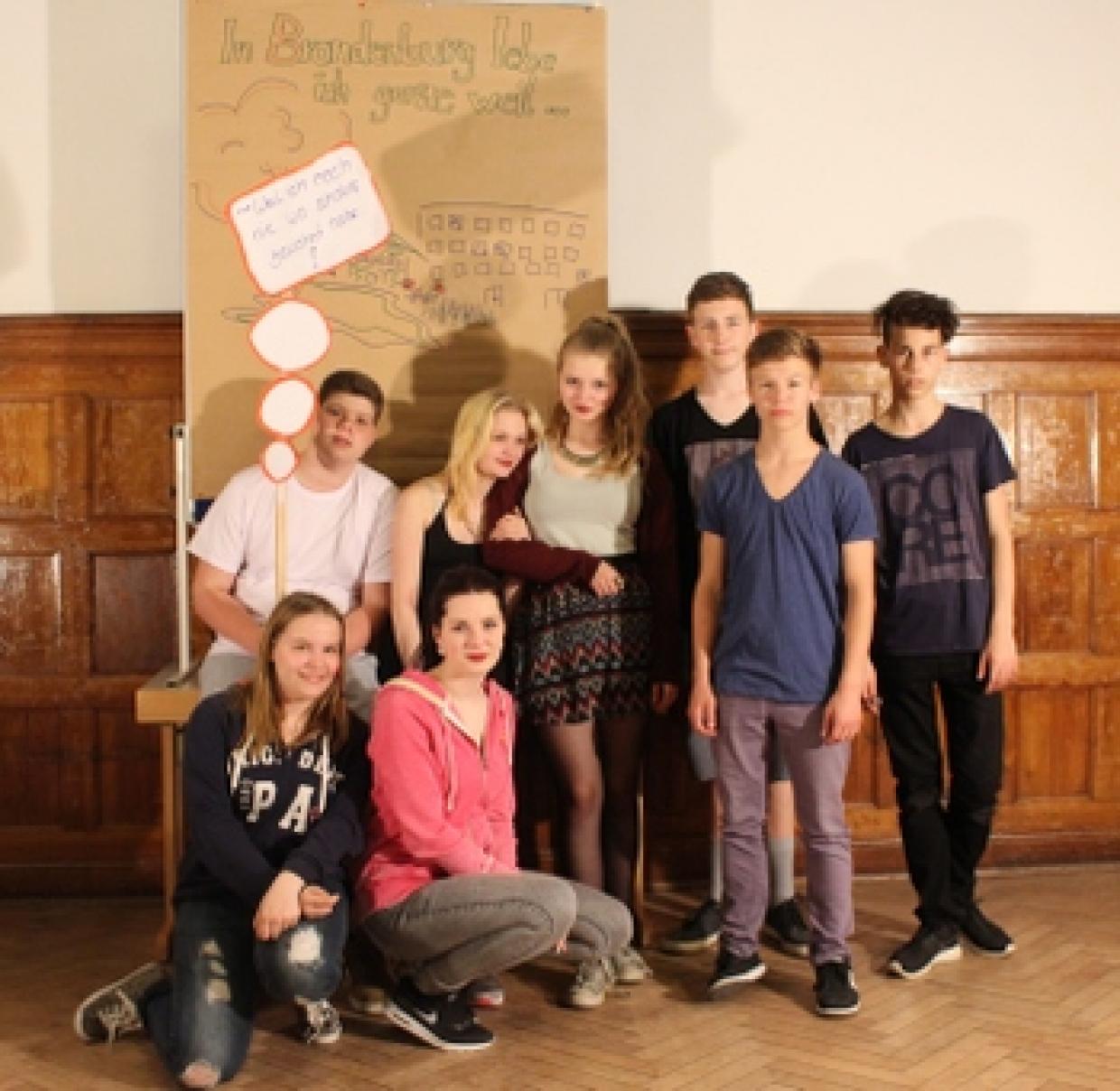 25 Jahre Brandenburg: Barnimer Jugendliche präsentieren Video in Potsdam