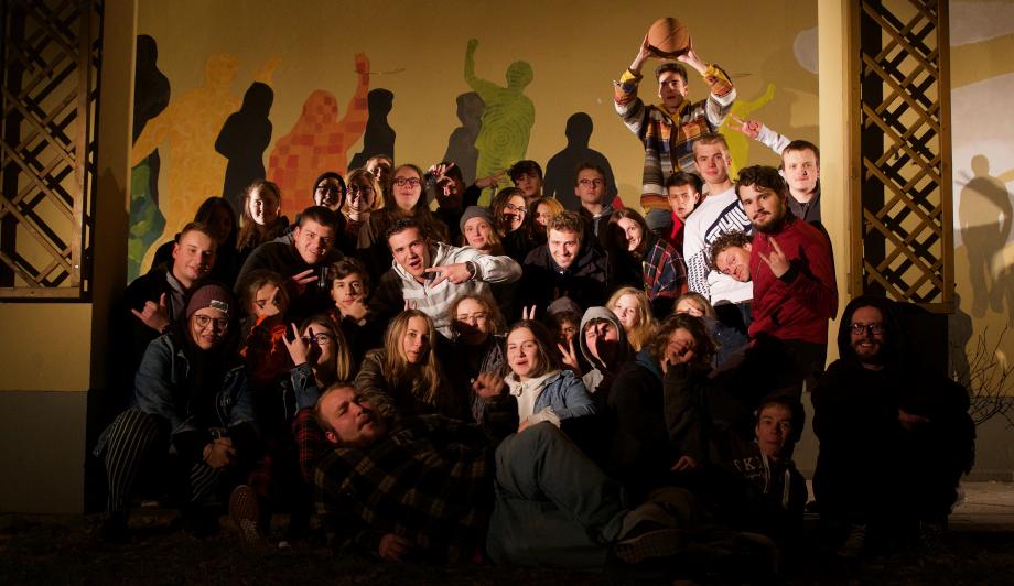 Gruppenbild bei der deutsch-polnischen Jugendbegegnung 2018 "Station Diversität"