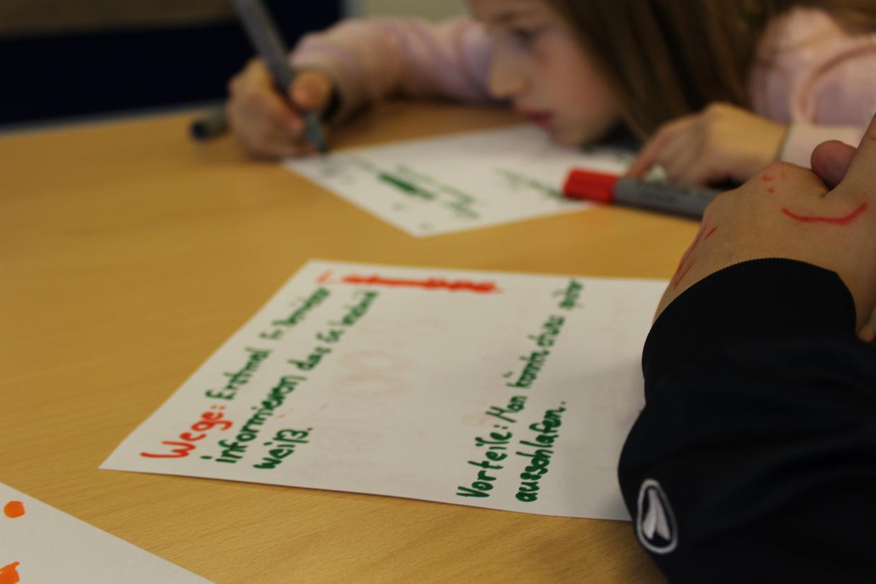 Kinder planen ein Projekt