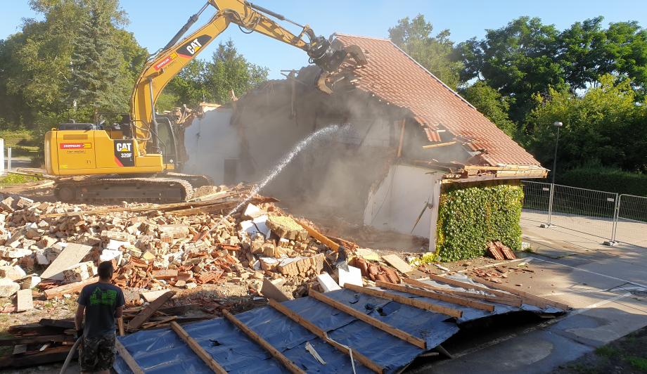 Abriss der alten Halle Ende Juli 2020